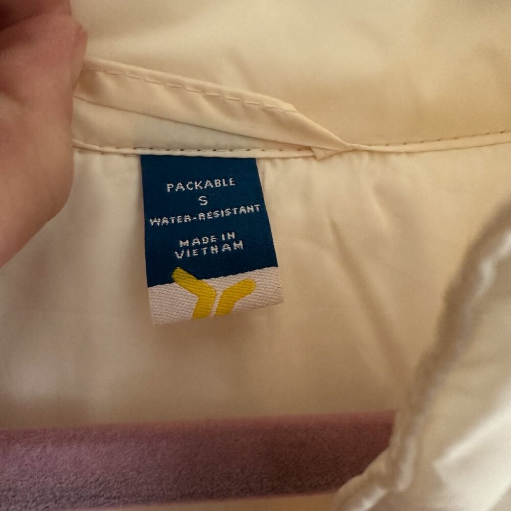 Old Navy Cream Packable Puffer Jacket - image 2